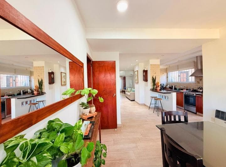 Casa en Venta de 4 Ambientes en Barrio San Bernardo Lujan con Patio y Cochera - 2
