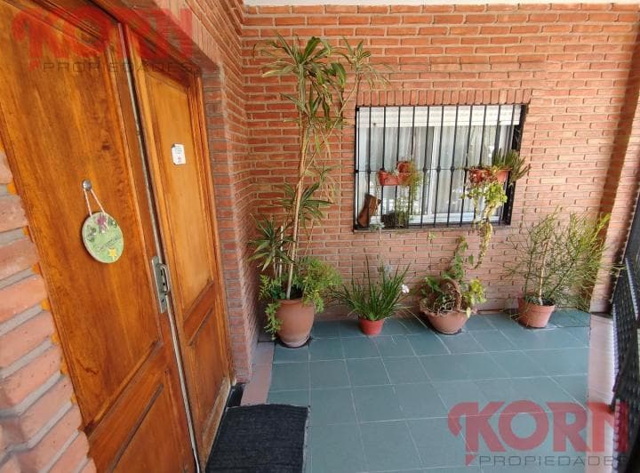 Venta Casa de 4 Ambientes con Dependencia, Cochera y Terraza en Villa Urquiza - 4