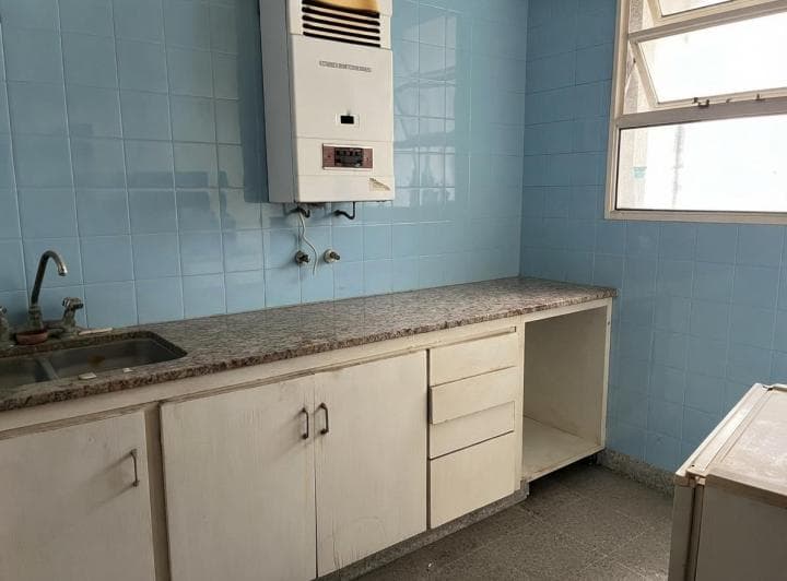 Departamento - 2 Dorm. - Cocina Separada - 4