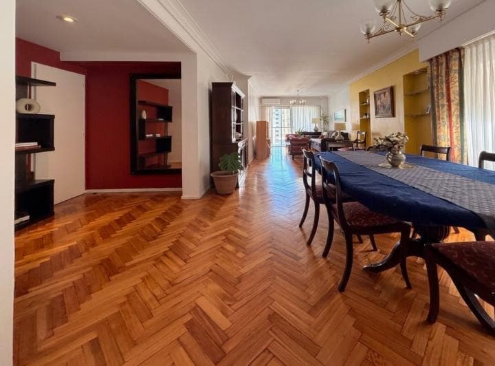 Venta Departamento 4 Ambientes con Cochera en Palermo - 2