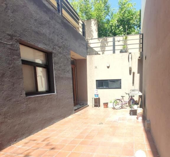 Casa de 2 Plantas con Terraza en Monte Castro - Apto Crédito - 2