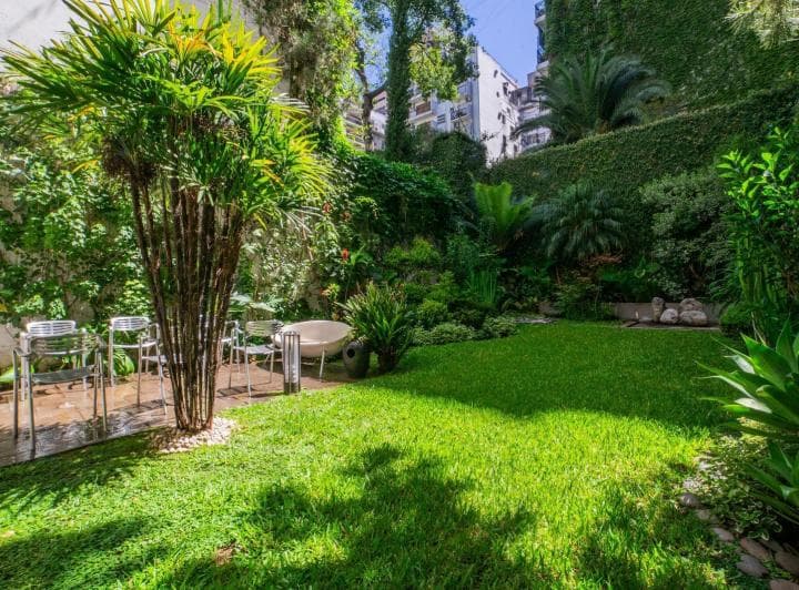 Espectacular Departamento con Jardín en Recoleta - 2