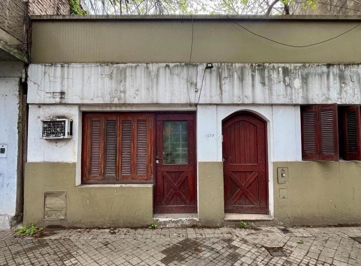 Venta Casa a Reciclar Rosario - 2