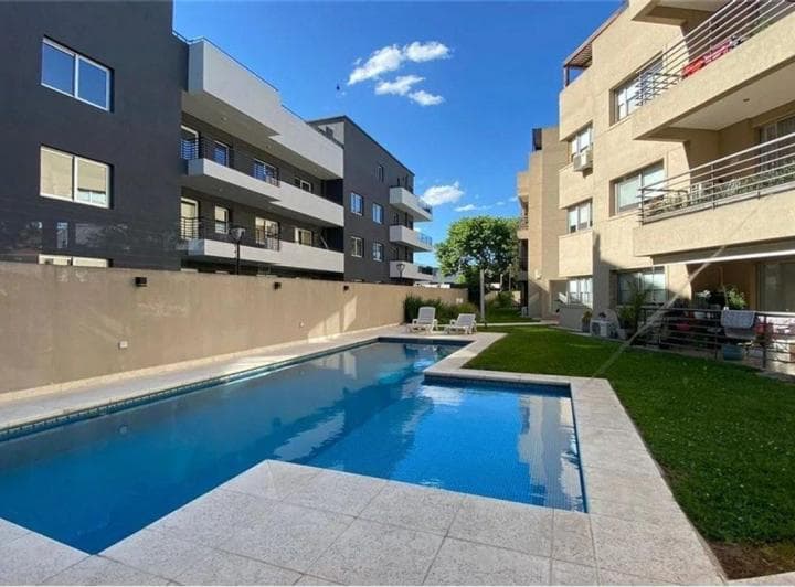Venta Departamento 3 Ambientes con Cochera Ituzain - 4