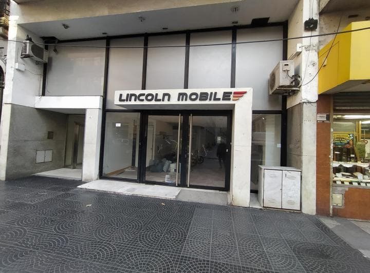 Local en Alquiler en Flores a m de Av Rivadavia y Plaza Flores - 2