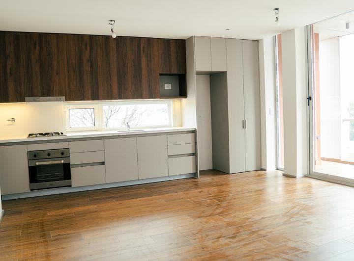 Alquiler Departamento 2 Ambientes Zona Guemes con Cochera - 3