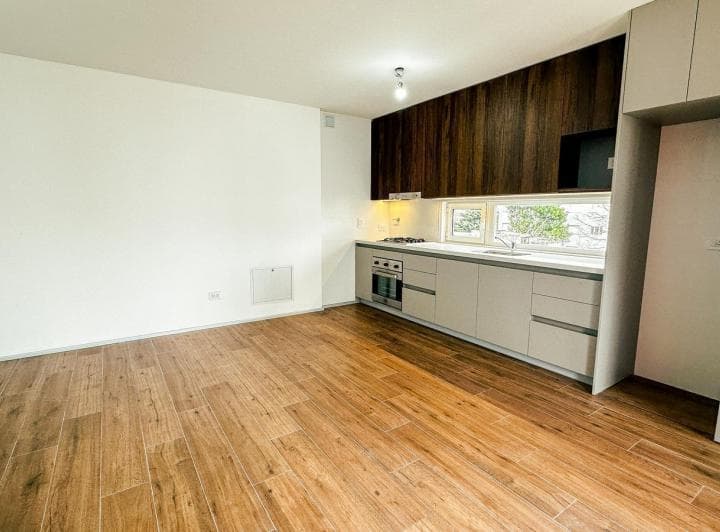 Alquiler Departamento 2 Ambientes Zona Guemes con Cochera - 4