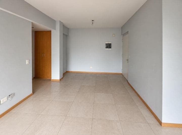 Excelente Departamento 2 Ambientes Al Frente con Balcón en Complejo con Amenities. - 4