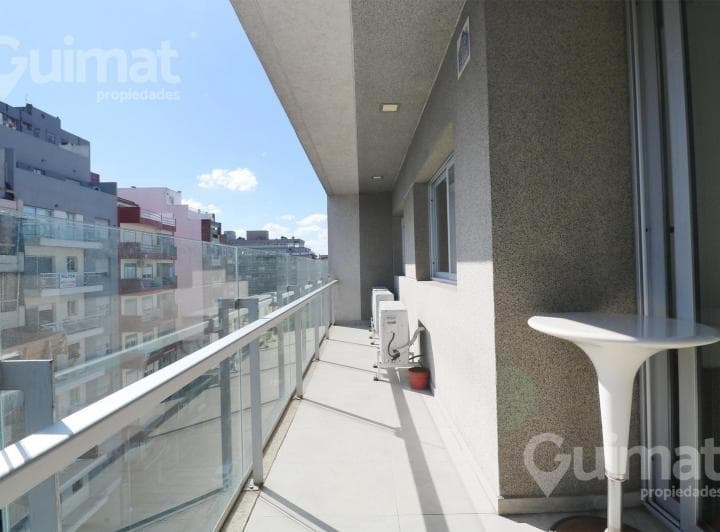 69,48 m² Venta Piso 3 Ambientes Villa Luro, Frente con Balcon y Cochera - 2