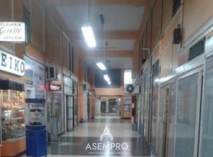 Local en Venta en Galeria Av Entre Rios Al 1000 - 3