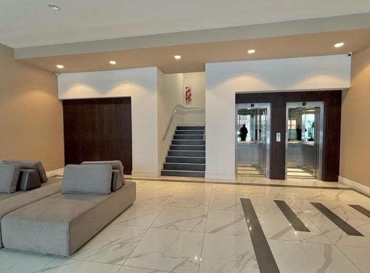 Venta - Departamento 2 Ambientes Zona Plaza Colón - 3