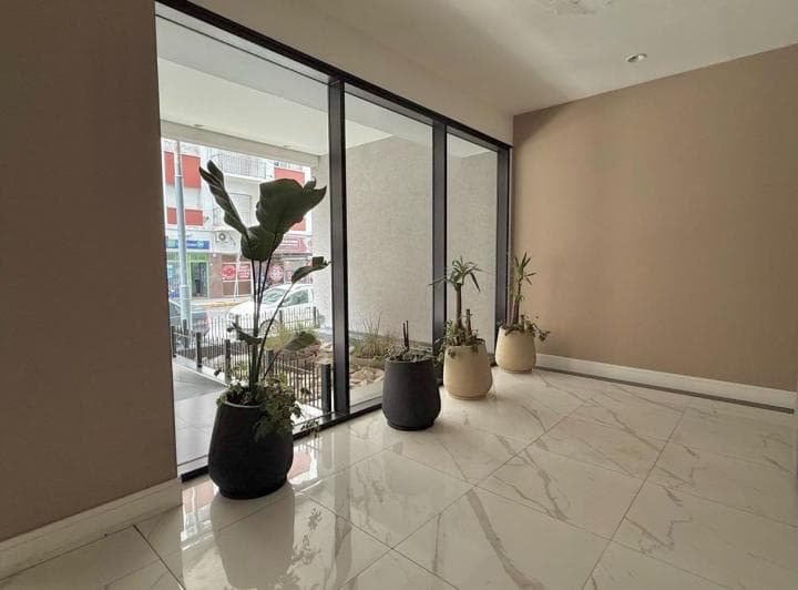 Venta - Departamento 2 Ambientes Zona Plaza Colón - 5