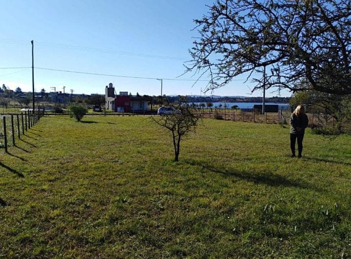 Terreno en Venta en Los Espinillos – 870 m² – Vista Al Lago - 3