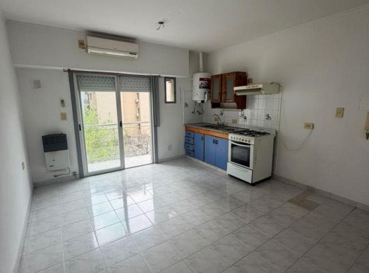 Se Alquila Depto de Una Habitación en La Plata - 2