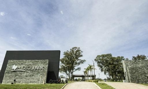 Espectacular Lote en Esquina en Hudson Park - 3
