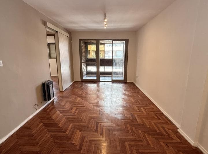Venta Depto 1 Dorm - Frente - Escritura - Mejor Ubicacion Nva Cba - 2