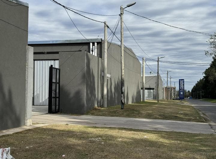 Galpón de 28,60 m² en Fisherton - 4