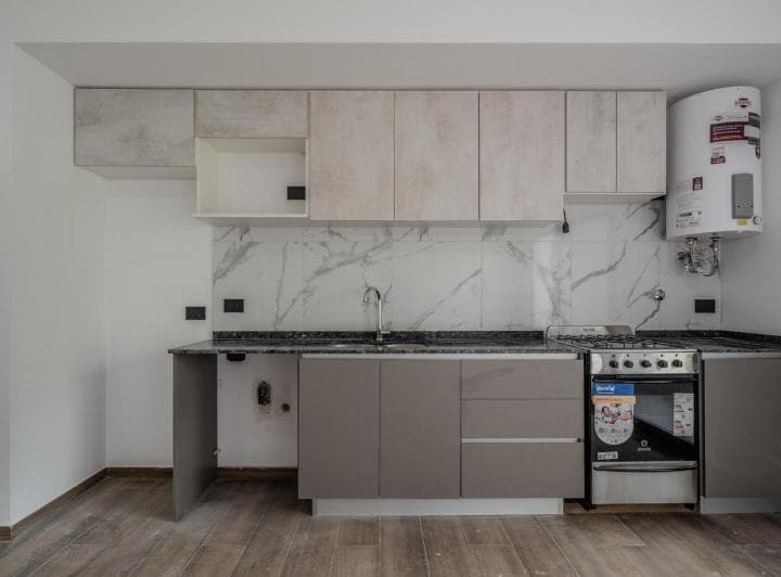 Venta Departamento Tres Ambientes a Estrenar con Balcón Corrido en San Martín - 3