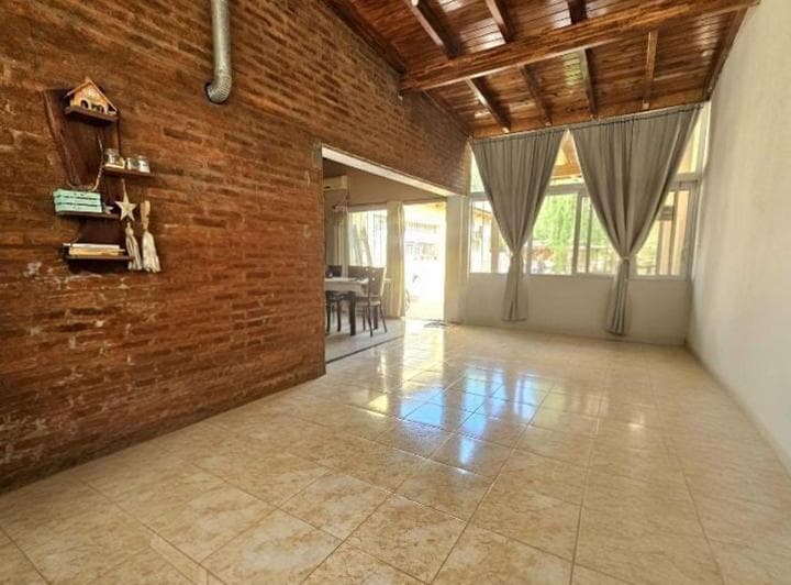 Casa de 3 Dorm. con Piscina y Doble Acceso - 3