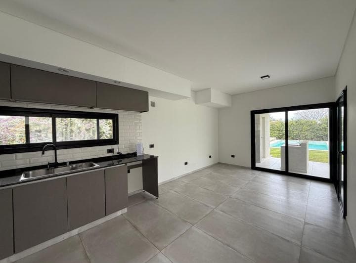 Casa en Alquiler en San Matias! Impecable! - 4
