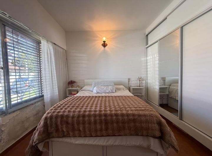 Casa 3 Amb C/ Patio, Cochera P/ 2 Autos y Terraza - 2