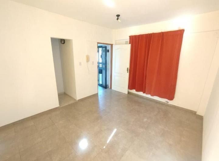 Alquiler - Departamento 2 Ambientes con Amplio Patio - 4