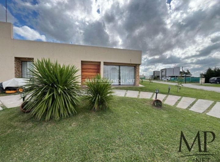 Venta Casa La Alameda 3 Dorm. - 2