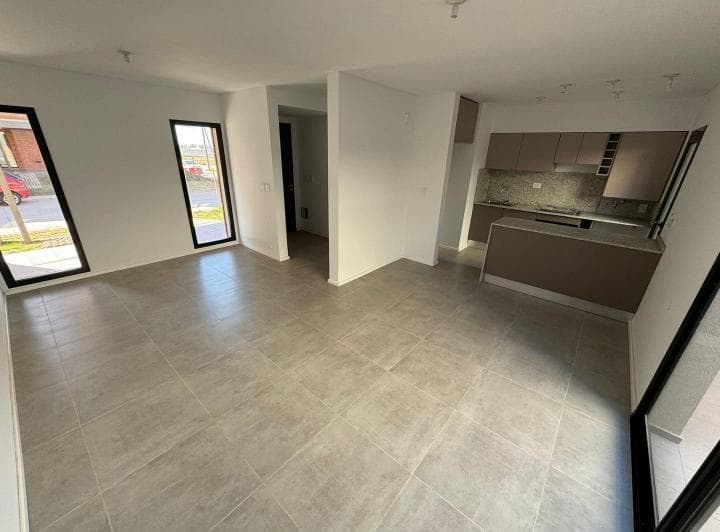 Alquiler - Casa de Tres Dorm. en Verbenas Housing - Acceso Controlado - Manantiales II - 2
