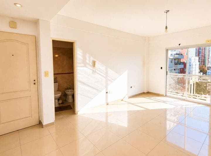 Alquiler de Departamento 2 Ambientes en Caseros, Tres de Febrero. - 2