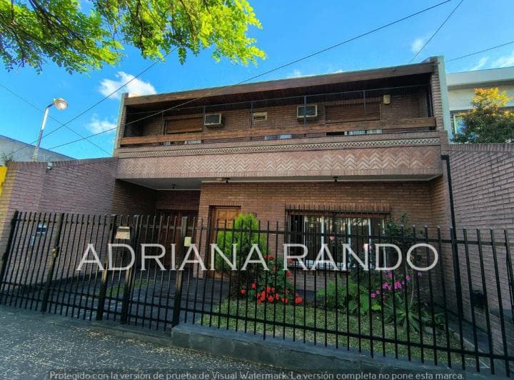 Lote Propio de 8.66 X 20.78 - Casa de 5 Ambientes en Dos Plantas con Garage – Patio y Jardin - 3