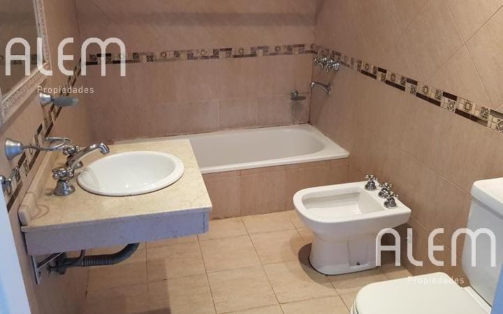 Casa a La Venta en Echeverria del Lago - 5