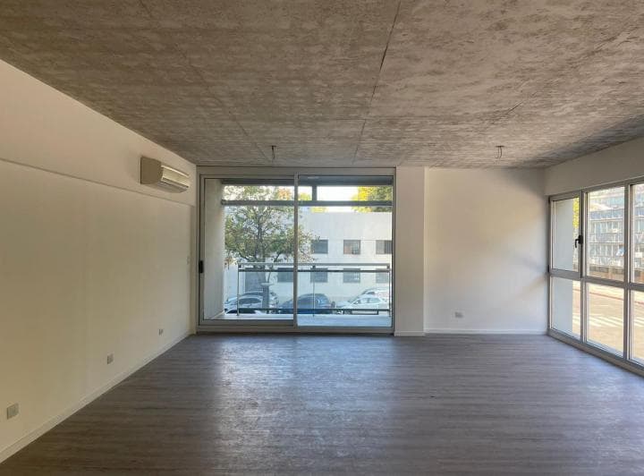 Distrito Quartier - Excelente Oficina en Alquiler con Cochera. - 4