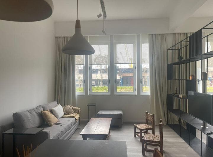 Excelente Loft en Venta, Amoblado Equipado y Cochera. Distrito Quartier, Retiro. - 2