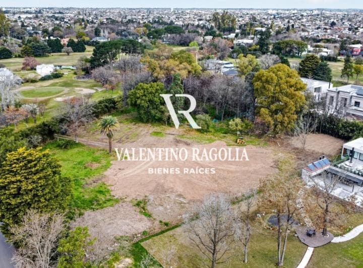 Venta Lote Central en Club de Campo Los Pingüinos - 4