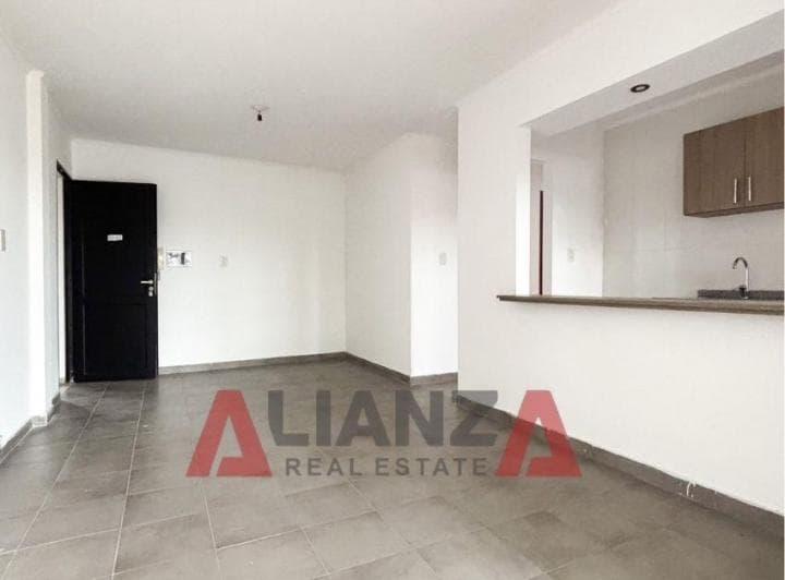 Venta Departamento en Las Heras 5300, Sargento Cabral, Piso 2 por Escalera. Alianza Inmobiliaria - 2