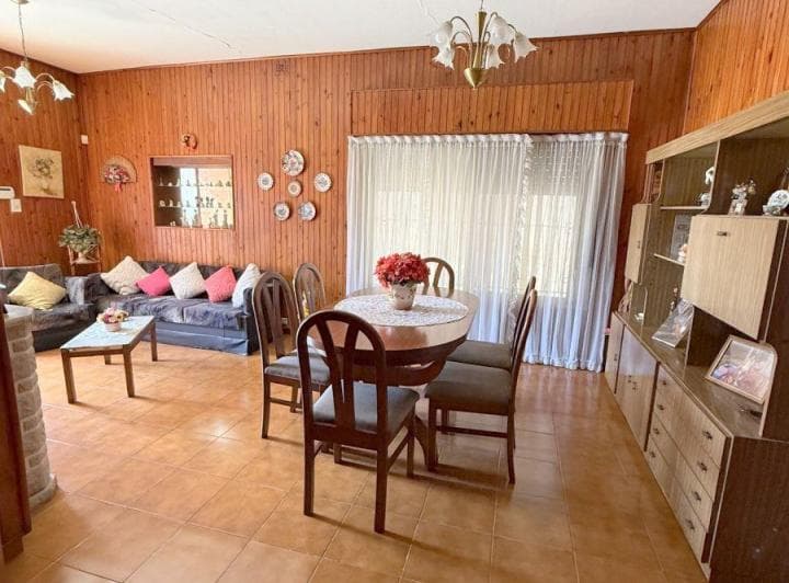 Catamarca Al 3100 - Lanus o - Excelente Casa de Lote Propio 4 Amb con Parque y Pile! Excelentes Cond - 3