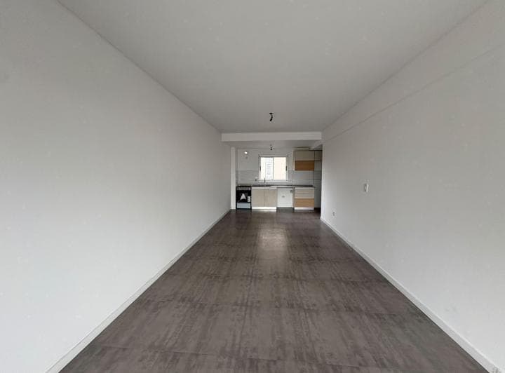 Departamento en Venta en Flores. 3a. - 5