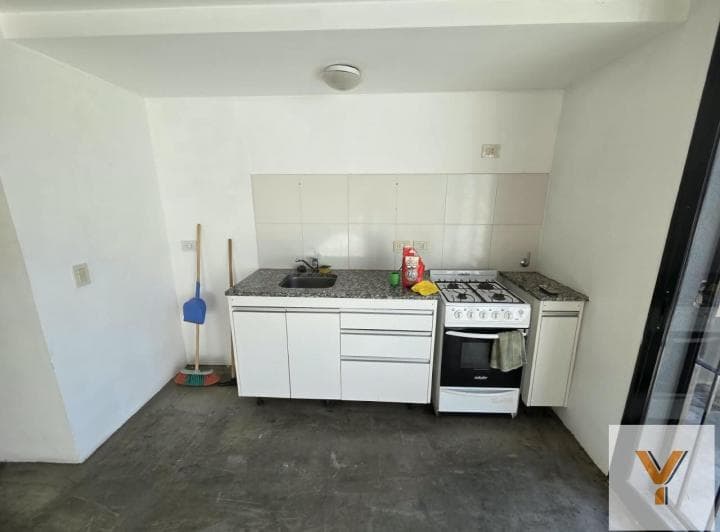 PH en Alquiler - 2 Dorm. 1 Baño - 82 m - La Plata - 2