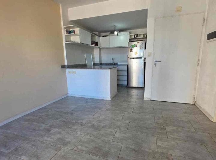 Monoambiente en Venta con Balcón en San Cristobal - 2