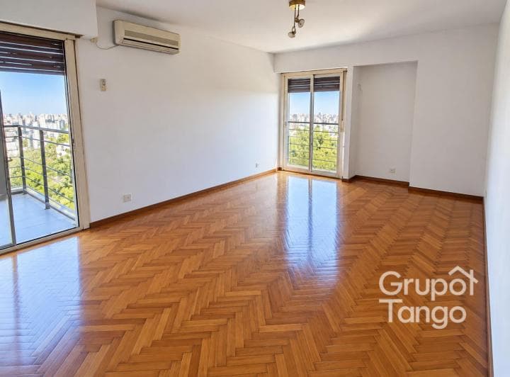 Venta Departamento Tres Ambientes Belgrano Frente Balcón Apto Credito - 4