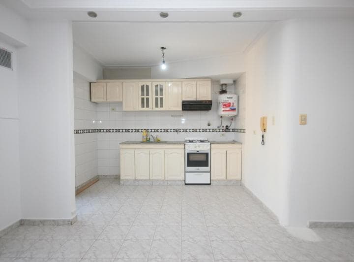 Departamento 1 Dorm Super Grande - con Cochera - 3