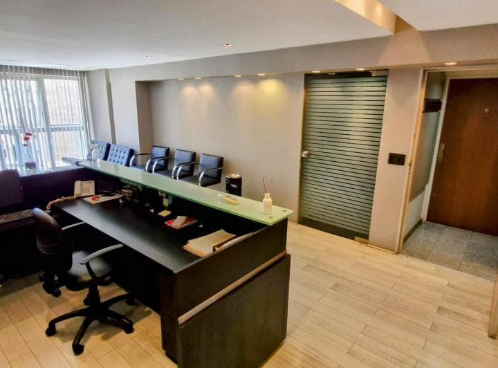 Oficina de 140 m² en San Nicolas. - 3