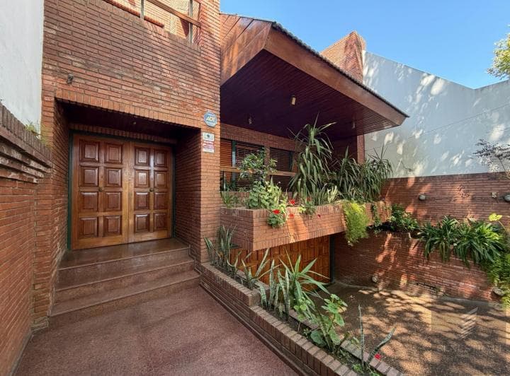 Casa en Versalles con Jardín y Pileta - 4
