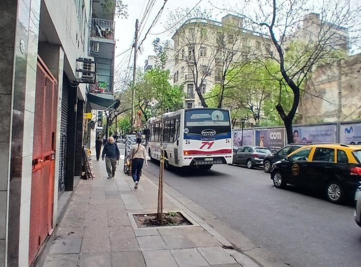 Venta Departamento 3 Ambientes Contrafrente en Abasto - 3