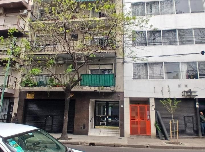Venta Departamento 3 Ambientes Contrafrente en Abasto - 5