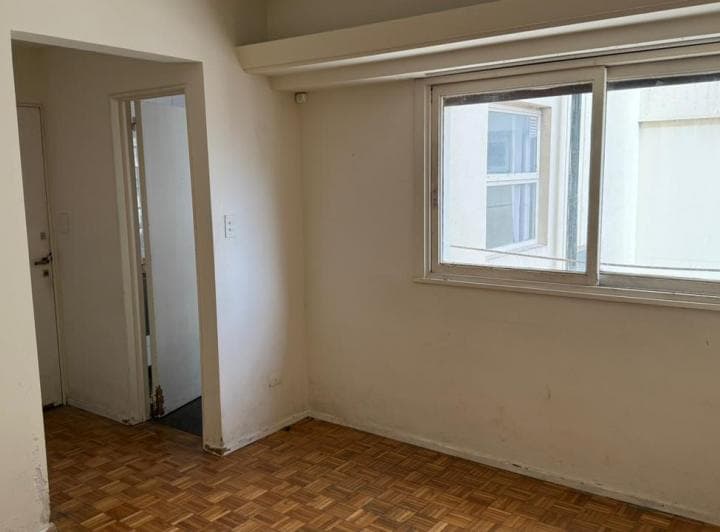 Departamento en Venta 2 Ambientes en Palermo, Piso Alto Para Reciclar - 3