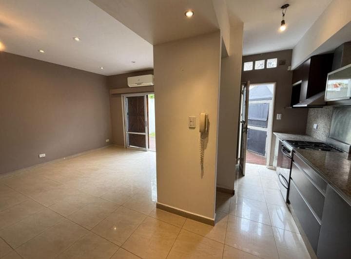 Triplex 3 Ambientes en Venta en San Martin Centro - 2