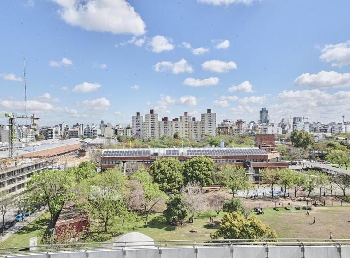 Departamento 2 Ambientes Luminoso Impecable con Balcon Seguridad Amenities y Cochera en Colegiales - 3