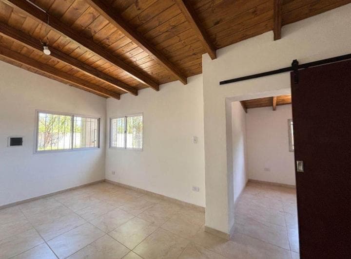 Casa en Alquiler de 1 Dormitorio en Roldán - 5