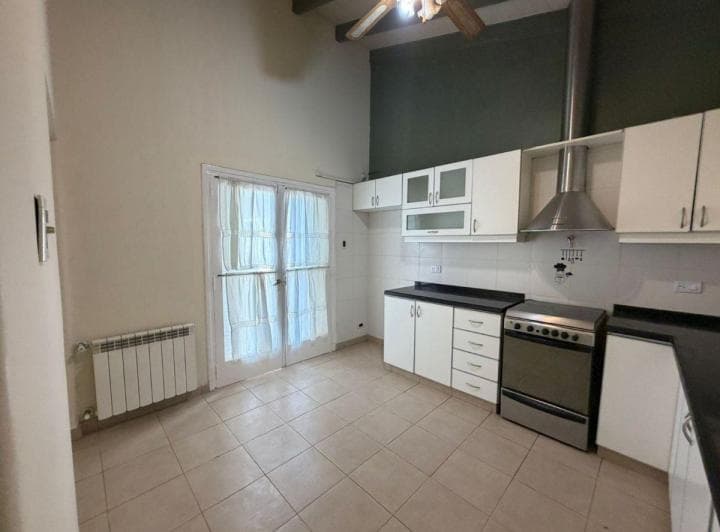 Cl/inmobiliaria Vende Casa en El Corazon de Dorrego - 2